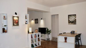 Cozy Flat in the Best Area of Tb
